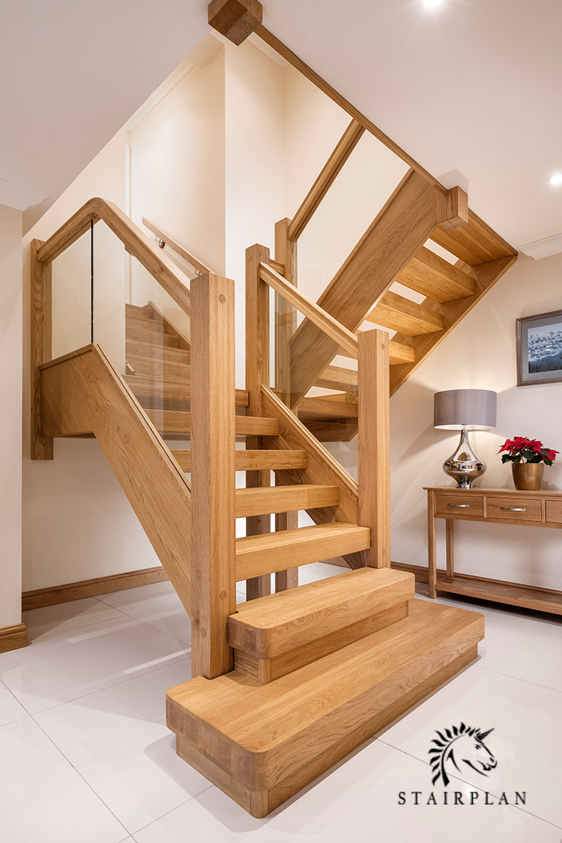 oak townsned feature staircase with embedded glass